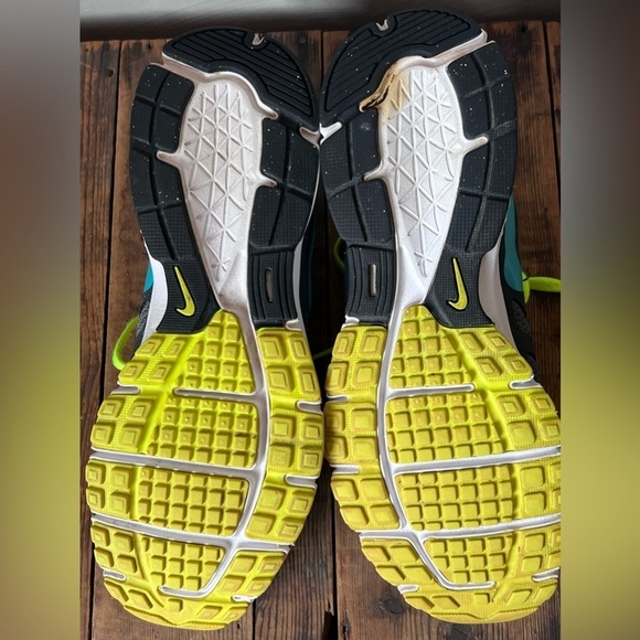 Nike Women’s Size 9.5 Revolution 2 Athletic Shoes Grey Blue SEF1204 - Picture 4 of 5